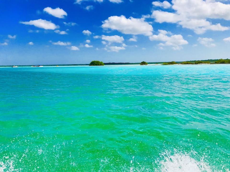 Mexico Laguna Bacalar Globetrotter duo