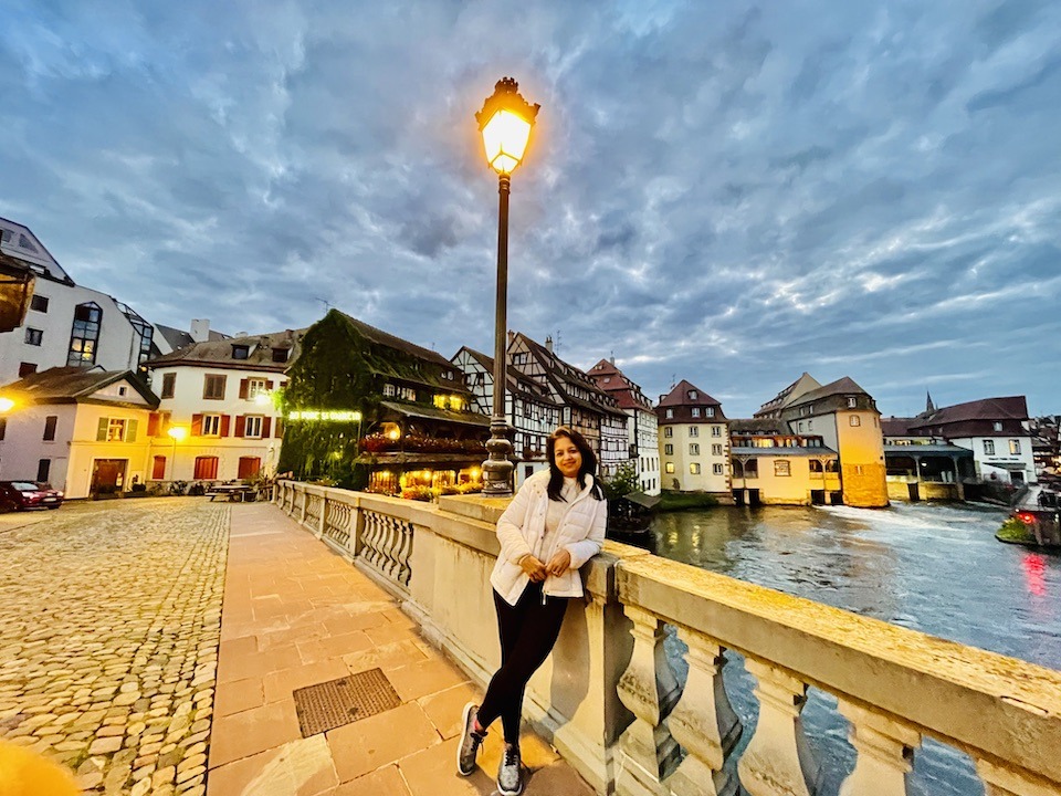 Strasbourg France Globetrotter duo